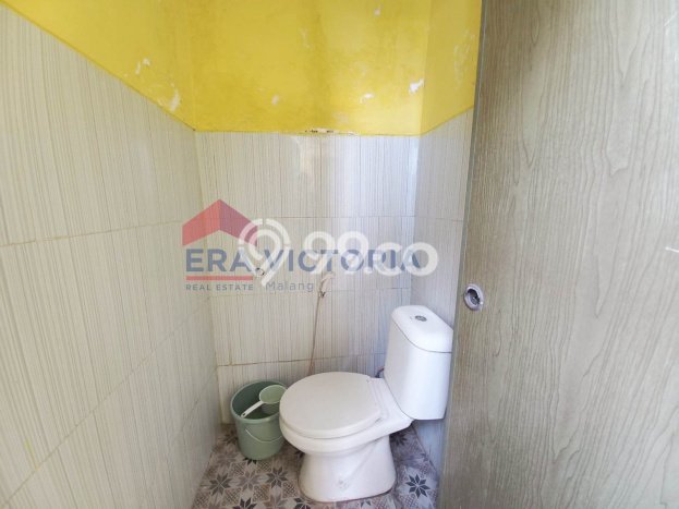Rumah Strategis Modern Lb 200m2 di Kedungkandang, Malang Rumah Strategis Modern Lb 200m2 di Kedungkandang, Malang