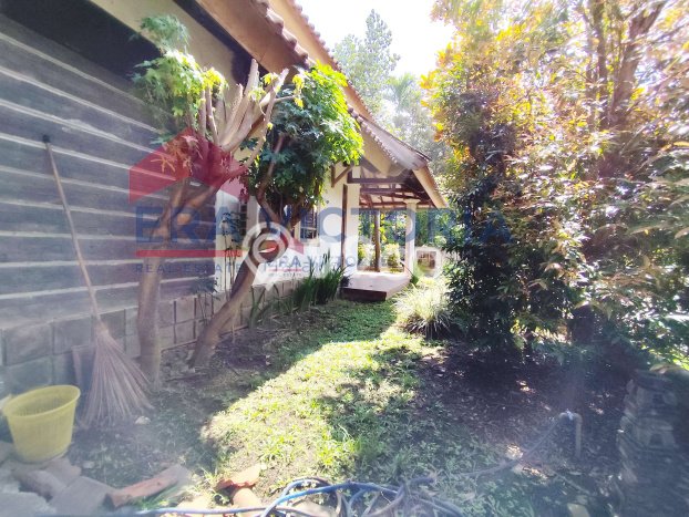 Dijual Cepat Rumah Bagus Siap Huni LB 150m2 di Blimbing, Malang Dijual Cepat Rumah Bagus Siap Huni LB 150m2 di Blimbing, Malang