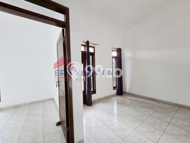 Rumah Modern Cantik 4 KT Siap Huni di Sawojajar Rumah Modern Cantik 4 KT Siap Huni di Sawojajar
