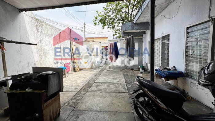 Jual Rumah Bagus Siap Huni LB 220m2 di Lowokwaru, Malang Jual Rumah Bagus Siap Huni LB 220m2 di Lowokwaru, Malang