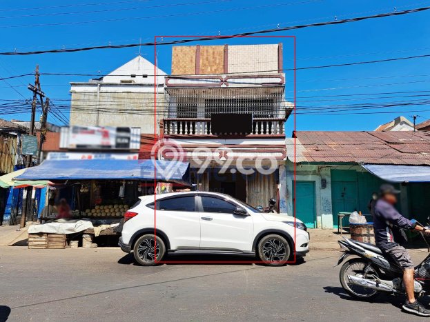 Ruko Dijual di Prime Area Malang Luas 200m2 Ruko Dijual di Prime Area Malang Luas 200m2
