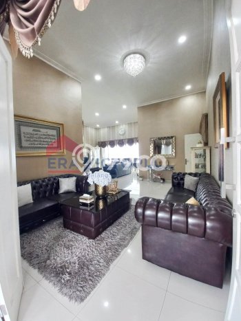 Rumah Mewah Dijual LT 300m2 di Blimbing, Malang Rumah Mewah Dijual LT 300m2 di Blimbing, Malang