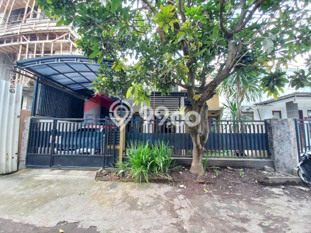Rumah Modern Cantik 2 KT Siap Huni di Lowokwaru Rumah Modern Cantik 2 KT Siap Huni di Lowokwaru