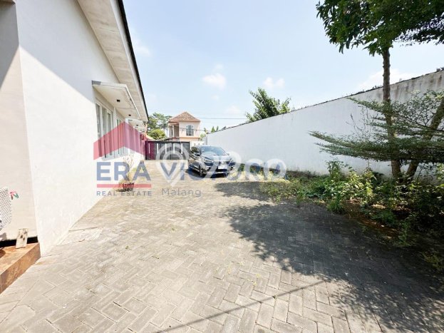 For Sale Rumah Mewah Exclusive di Pakis, Malang For Sale Rumah Mewah Exclusive di Pakis, Malang