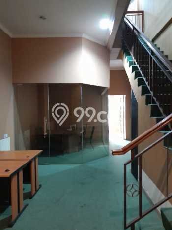 Ruko Bagus Dijual LB 210m2 Lokasi Strategis Jakarta Selatan Area Cocok untuk Berbisnis Ruko Bagus Dijual LB 210m2 Lokasi Strategis Jakarta Selatan Area Cocok untuk Berbisnis
