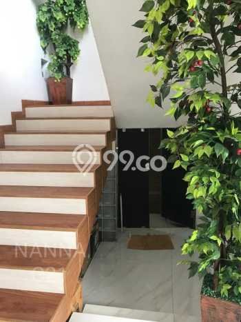 Ready to Use! Luxury House LT 525m2 Desain Modern di Pejaten Ready to Use! Luxury House LT 525m2 Desain Modern di Pejaten