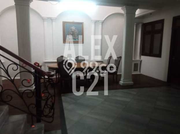 Jual Rumah Luas Megah Dengan View Cantik di Kebon Kacang, Jakarta Pusat Jual Rumah Luas Megah Dengan View Cantik di Kebon Kacang, Jakarta Pusat