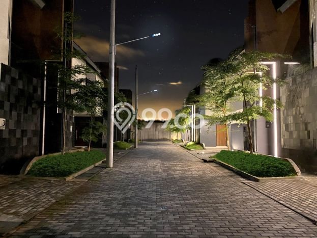 Hot Offer Hunian Premium Ideal dan Luas di Kramat Jati, Jakarta Timur Hot Offer Hunian Premium Ideal dan Luas di Kramat Jati, Jakarta Timur