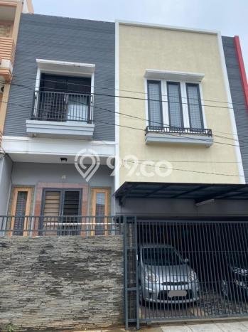 Dijual Rumah Luas Megah Dengan View Eksklusif di Daan Mogot, Jakarta Barat Dijual Rumah Luas Megah Dengan View Eksklusif di Daan Mogot, Jakarta Barat