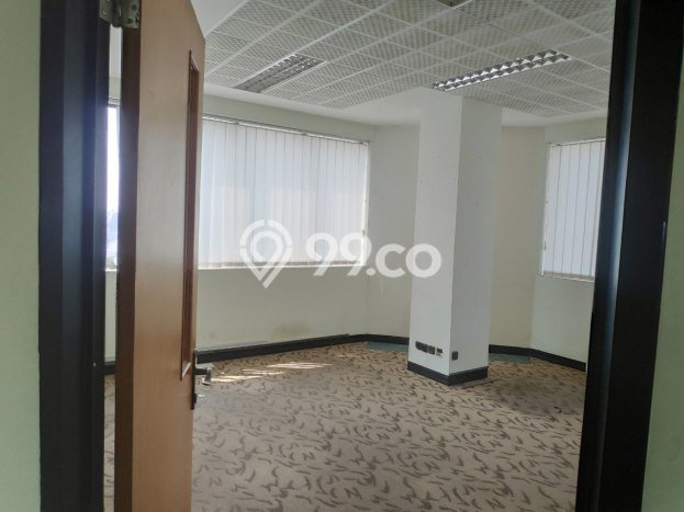 Kantor Disewa di Jakarta Selatan dengan LB 7500m2 Area Komersial Ramai Kantor Disewa di Jakarta Selatan dengan LB 7500m2 Area Komersial Ramai