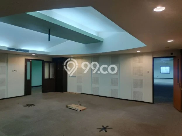 Kantor Disewa di Jakarta Selatan dengan LB 7500m2 Area Komersial Ramai Kantor Disewa di Jakarta Selatan dengan LB 7500m2 Area Komersial Ramai
