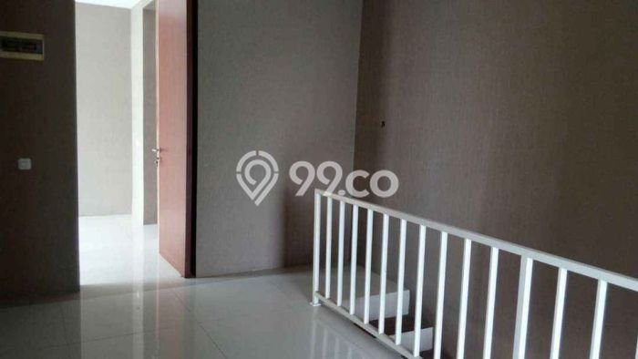 Ready to Use! Luxury House LT 115m2 Desain Modern di Cibubur Ready to Use! Luxury House LT 115m2 Desain Modern di Cibubur
