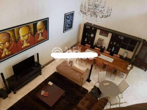 For Sale! Luxury House LT 660m2 Desain Elegan di Kemang For Sale! Luxury House LT 660m2 Desain Elegan di Kemang