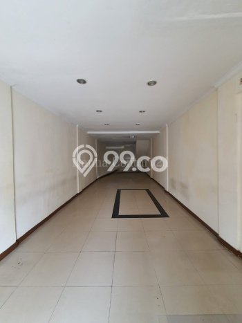 Ruko Dijual di Kebayoran Lama Jakarta Selatan dengan LB 204m2 Ruko Dijual di Kebayoran Lama Jakarta Selatan dengan LB 204m2