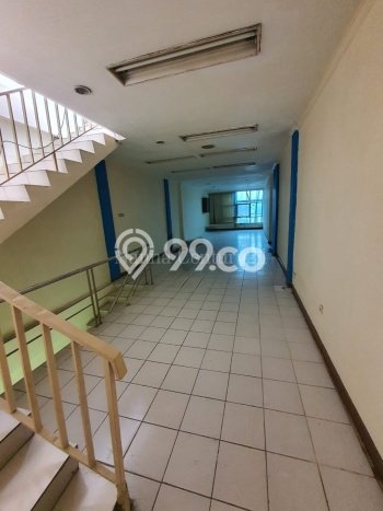 Ruko Dijual di Kebayoran Lama Jakarta Selatan dengan LB 204m2 Ruko Dijual di Kebayoran Lama Jakarta Selatan dengan LB 204m2