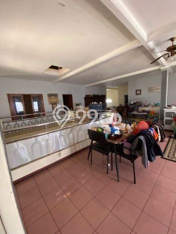 Dijual Rumah Luas Elegan Dengan View Cantik di Pondok Indah, Jakarta Selatan Dijual Rumah Luas Elegan Dengan View Cantik di Pondok Indah, Jakarta Selatan