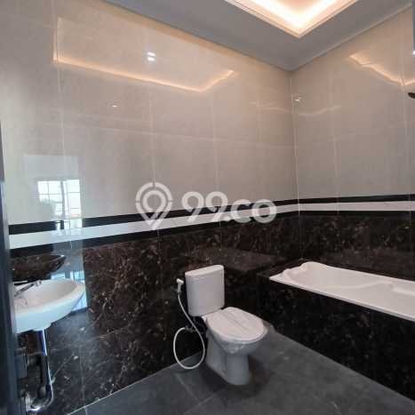 Hunian Mewah Dijual LT 101m2 di Pasar Minggu, Jakarta Selatan Hunian Mewah Dijual LT 101m2 di Pasar Minggu, Jakarta Selatan