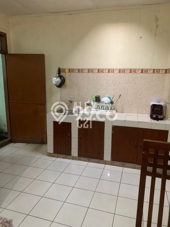 For Sale Rumah 3 Kamar Lokasi Strategis Bagus dan Strategis di Duren Sawit For Sale Rumah 3 Kamar Lokasi Strategis Bagus dan Strategis di Duren Sawit