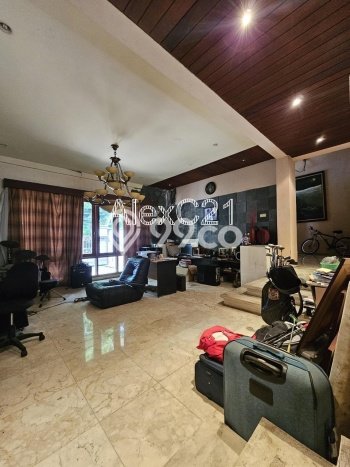 Dijual Rumah Premium dengan Fasilitas Sekitar Lengkap di Kebayoran Baru, Jakarta Selatan Dijual Rumah Premium dengan Fasilitas Sekitar Lengkap di Kebayoran Baru, Jakarta Selatan