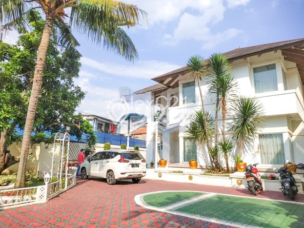 For Sale! Luxury House LT 950m2 Desain Modern di Lebak Bulus For Sale! Luxury House LT 950m2 Desain Modern di Lebak Bulus