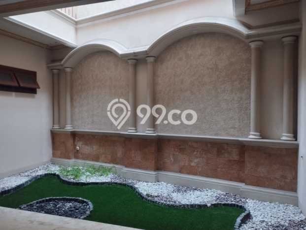 Rumah Elit Modern Siap Huni di Bintaro Jakarta Selatan Rumah Elit Modern Siap Huni di Bintaro Jakarta Selatan