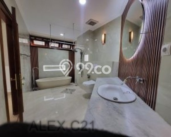 Sewa Rumah Strategis LT 1286m2 / LB 800m2 di Kemang, Jakarta Selatan Sewa Rumah Strategis LT 1286m2 / LB 800m2 di Kemang, Jakarta Selatan
