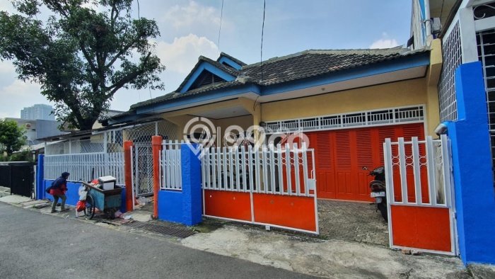 Untuk Dijual Kost 12 Kamar di Jakarta Selatan untuk Investasi Anda Untuk Dijual Kost 12 Kamar di Jakarta Selatan untuk Investasi Anda