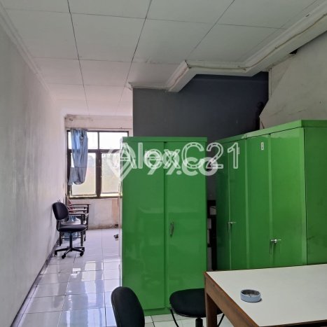 Ruko Dijual di Jakarta Selatan LT 200m2 & LB 270m2 Lokasi Terbaik! Ruko Dijual di Jakarta Selatan LT 200m2 & LB 270m2 Lokasi Terbaik!