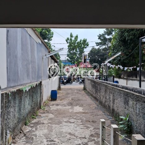 Ruko Dijual di Jakarta Selatan LT 200m2 & LB 270m2 Lokasi Terbaik! Ruko Dijual di Jakarta Selatan LT 200m2 & LB 270m2 Lokasi Terbaik!