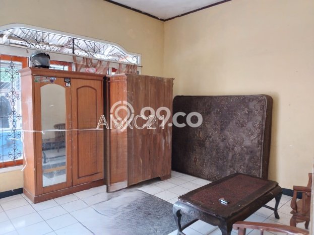 Untuk Dijual Kost 12 Kamar di Jakarta Selatan untuk Investasi Anda Untuk Dijual Kost 12 Kamar di Jakarta Selatan untuk Investasi Anda