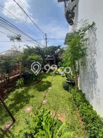 Rumah Elit LB 316m2 Siap Pakai Desain Elegan di Petukangan, Jakarta Selatan Rumah Elit LB 316m2 Siap Pakai Desain Elegan di Petukangan, Jakarta Selatan