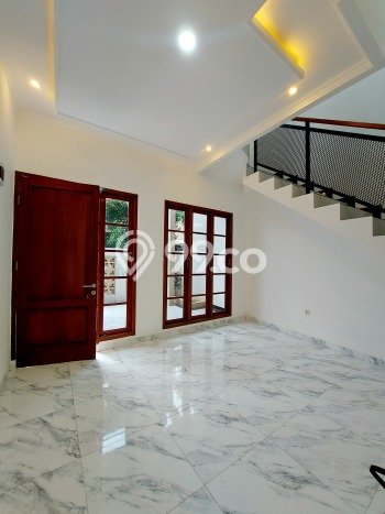 Dijual Cepat Rumah Bagus Siap Huni LB 130m2 di Jagakarsa, Jakarta Selatan Dijual Cepat Rumah Bagus Siap Huni LB 130m2 di Jagakarsa, Jakarta Selatan