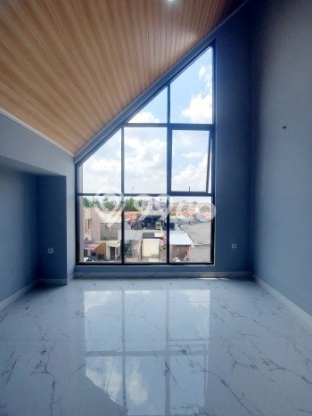 For Sale Rumah 4 Kamar Lokasi Ideal Nyaman dan Strategis di Jagakarsa For Sale Rumah 4 Kamar Lokasi Ideal Nyaman dan Strategis di Jagakarsa