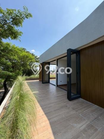 Dijual Rumah Luas Elegan Dengan View Eksklusif di BSD Foresta, Tangerang Dijual Rumah Luas Elegan Dengan View Eksklusif di BSD Foresta, Tangerang