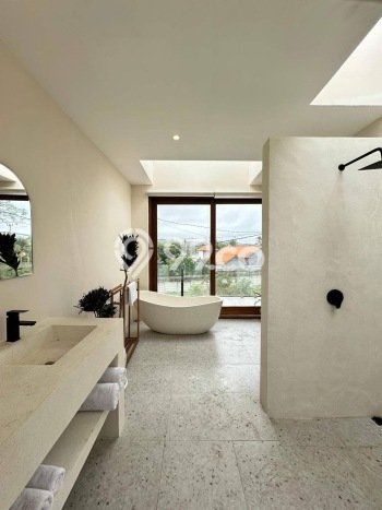 Peluang Terbaik! Vila Kawasan , Luas 200m2m², Kawasan Berkembang dengan potensi meningkat Peluang Terbaik! Vila Kawasan , Luas 200m2m², Kawasan Berkembang dengan potensi meningkat