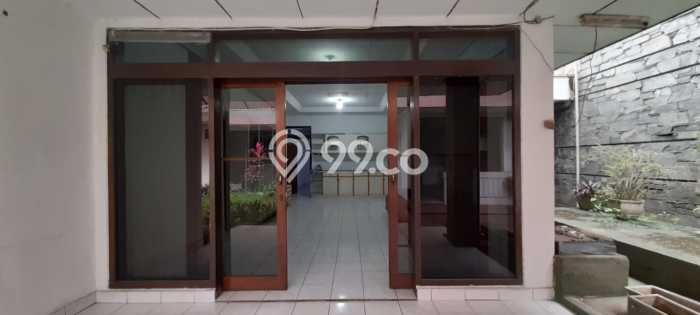 Disewakan Rumah Konsep Modern di Regol Bandung dengan 5 Kamar Disewakan Rumah Konsep Modern di Regol Bandung dengan 5 Kamar