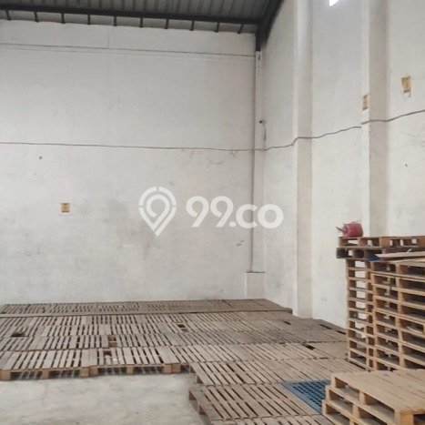 Unit Gudang Disewakan di Taman Kopo Indah di Area Ramai & Strategis Unit Gudang Disewakan di Taman Kopo Indah di Area Ramai & Strategis