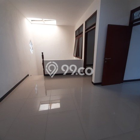 Hunian Nyaman Asri 4 KT Siap Pakai di Taman Kopo Indah Bandung Hunian Nyaman Asri 4 KT Siap Pakai di Taman Kopo Indah Bandung