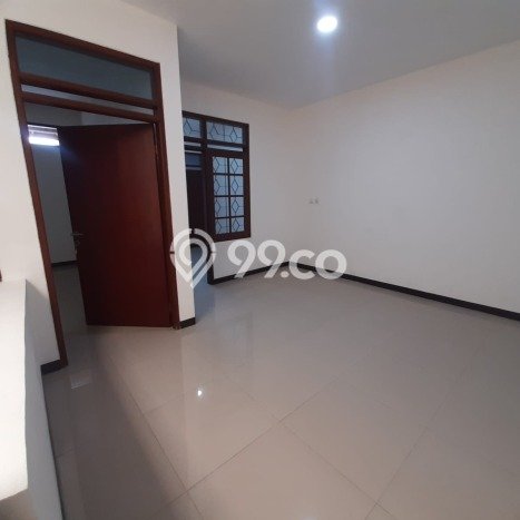 Hunian Nyaman Asri 4 KT Siap Pakai di Taman Kopo Indah Bandung Hunian Nyaman Asri 4 KT Siap Pakai di Taman Kopo Indah Bandung