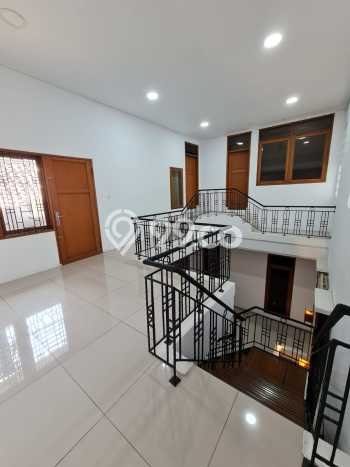 Disewakan Segera Rumah Kondisi Bagus di Kawasan Babakan Ciparay, Bandung Disewakan Segera Rumah Kondisi Bagus di Kawasan Babakan Ciparay, Bandung
