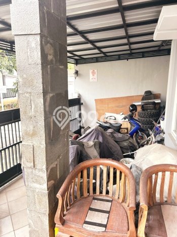 Rumah Mewah Siap Huni LT 310m2 di Banyumanik, Semarang Rumah Mewah Siap Huni LT 310m2 di Banyumanik, Semarang