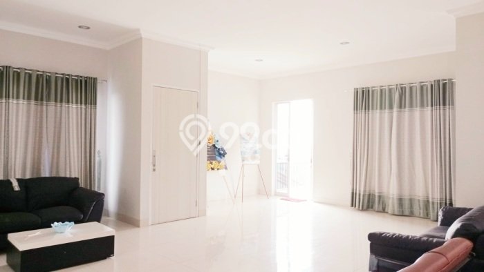 Dijual Rumah Premium dengan Fasilitas Sekitar Komplit di Banyumanik, Semarang Dijual Rumah Premium dengan Fasilitas Sekitar Komplit di Banyumanik, Semarang