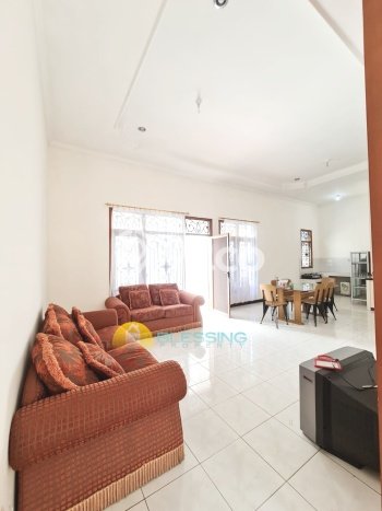 Rumah Cantik Siap Huni Di Banyumanik Luas 145m2 Aman Rumah Cantik Siap Huni Di Banyumanik Luas 145m2 Aman