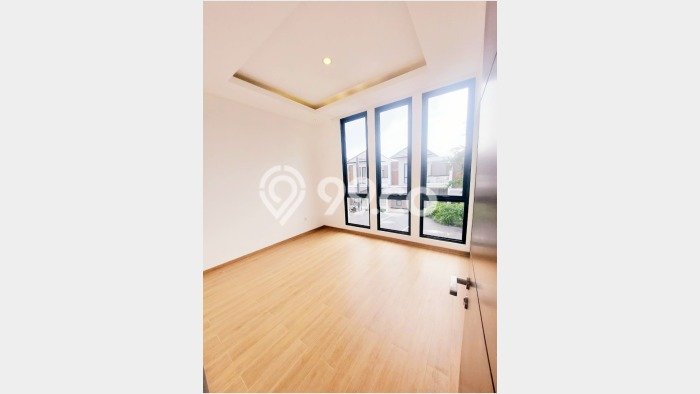 Jual Rumah Eksklusif 3 KT di BSB City, Semarang Jual Rumah Eksklusif 3 KT di BSB City, Semarang