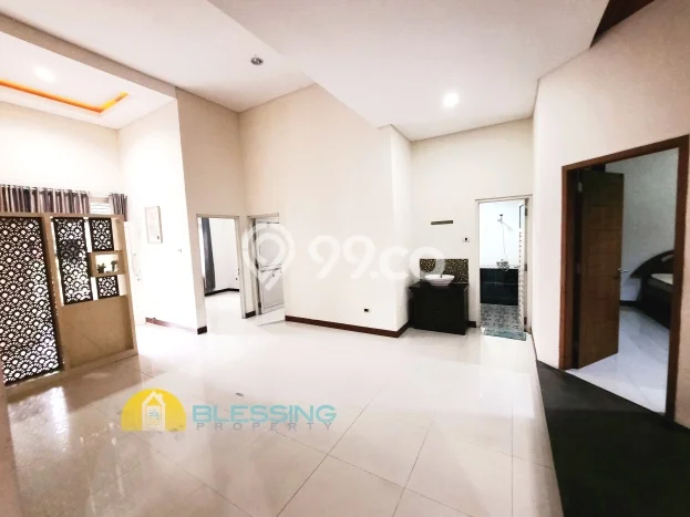 Dijual Rumah Premium dengan Fasilitas Sekitar Lengkap di Banyumanik, Semarang Dijual Rumah Premium dengan Fasilitas Sekitar Lengkap di Banyumanik, Semarang