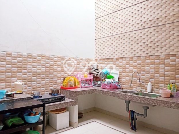 Rumah Luxury Modern Tanpa Renovasi di Graha Padma Semarang Rumah Luxury Modern Tanpa Renovasi di Graha Padma Semarang