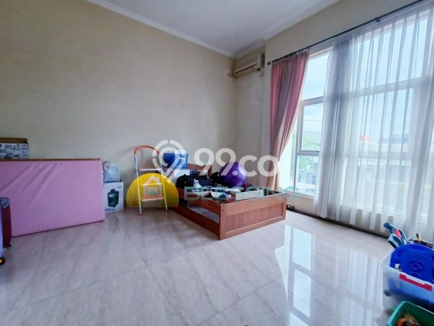 Siap Huni Hunian Elit 4 Kamar di Semarang Barat Dekat ke Mana Pun Siap Huni Hunian Elit 4 Kamar di Semarang Barat Dekat ke Mana Pun