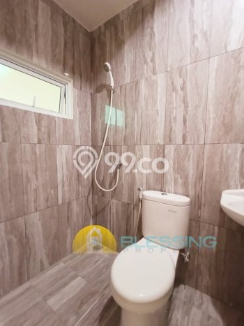 Jual Rumah Bagus Siap Huni LB 150m2 di Semarang Barat, Semarang Jual Rumah Bagus Siap Huni LB 150m2 di Semarang Barat, Semarang