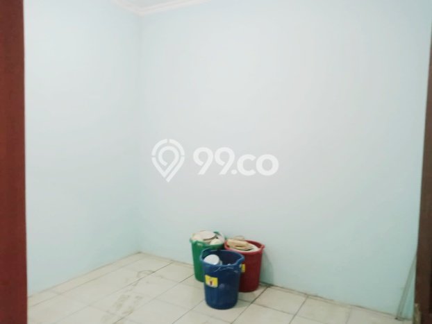 Jual Rumah Bagus Siap Huni LB 174m2 di Banyumanik, Semarang Jual Rumah Bagus Siap Huni LB 174m2 di Banyumanik, Semarang