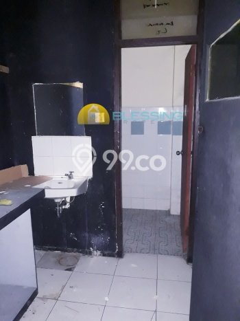 Unit Ruko Disewa Lokasi Semarang Tengah, Semarang Spesifikasi Luas Bangunan 168m2 Unit Ruko Disewa Lokasi Semarang Tengah, Semarang Spesifikasi Luas Bangunan 168m2
